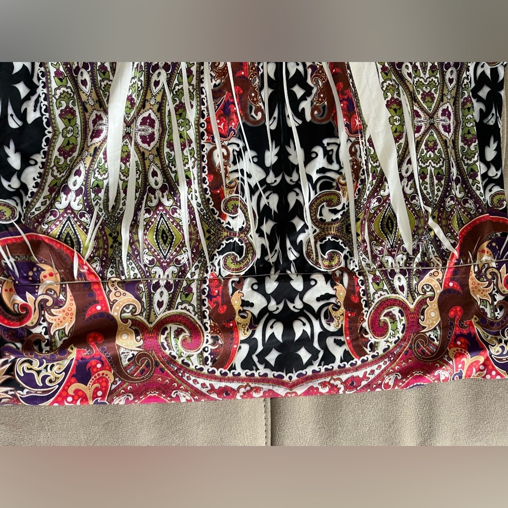 Multicolor Cold Shoulder Top - Picture 4 of 7